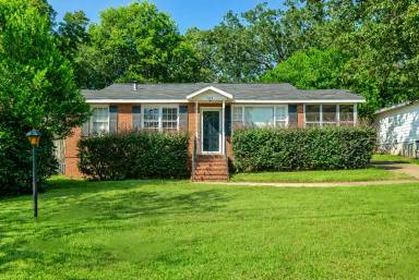 Main picture of 539 46th St