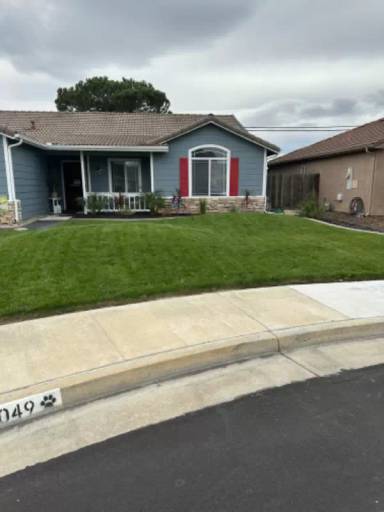 Main picture of 2049 Saratoga Pl