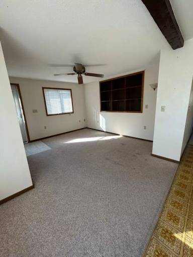 Main picture of 2714 South Ave