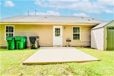 Main picture of 4707 Palm Breeze Ln