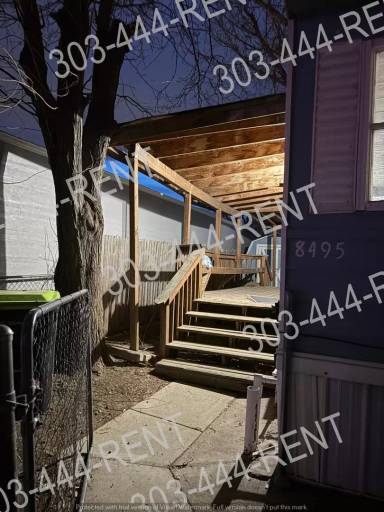 Main picture of 8495 Madison Way