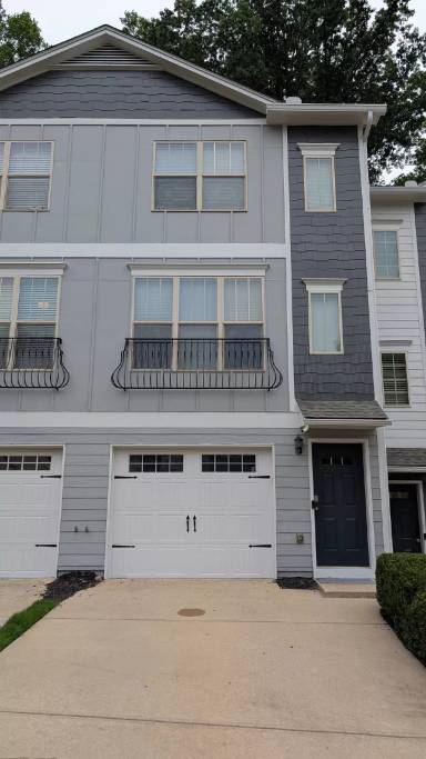 Main picture of 1625 Liberty Pkwy NW