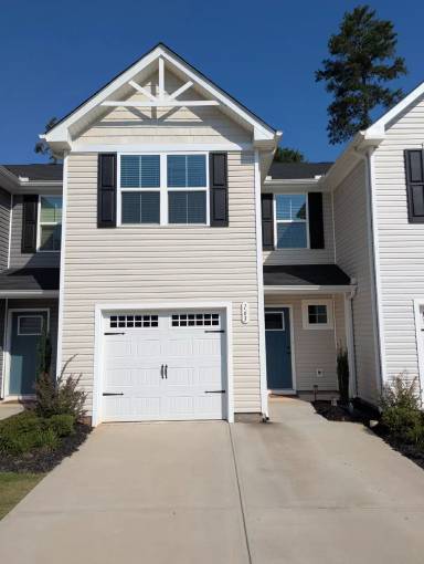 Main picture of 163 Sarnesfield Way