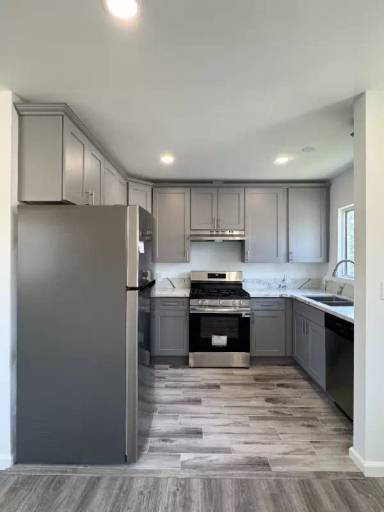 Main picture of 15029 Burbank Blvd