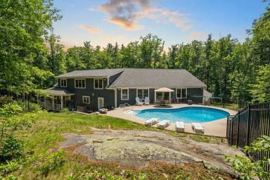 Main picture of 18 Keystone Rd