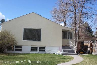 Main picture of 326 S 9th St