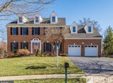 Main picture of 2507 Tallyrand Ct