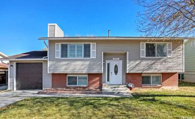 Main picture of 5711 S Honeysuckle Way