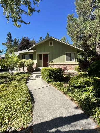 Main picture of 267 Cornwall Ave