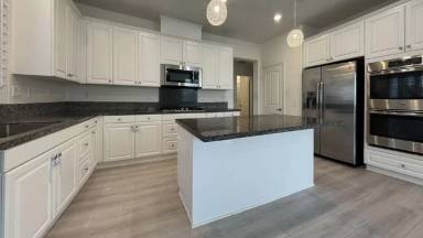 Main picture of 7063 Cove Way