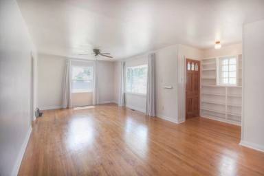 Main picture of 2303 N El Paso St