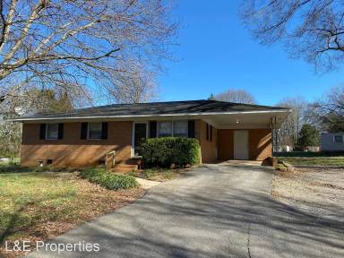 Main picture of 1209 Lane Rd