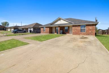 Main picture of 3601 Westwood Dr