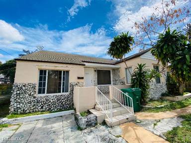 Main picture of 4611 NW 11th Ave