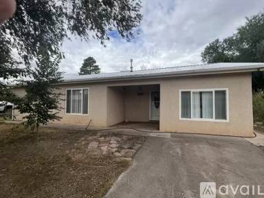Main picture of 1020 Chestnut St