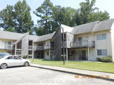 Main picture of 700 S Walker St