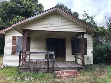 Main picture of 3520 Darien St