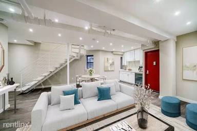 Main picture of 208 W 20th St