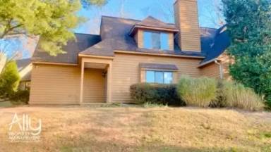Main picture of 23 Ridgeview Cir