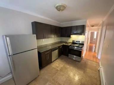 Main picture of 35 Harold St