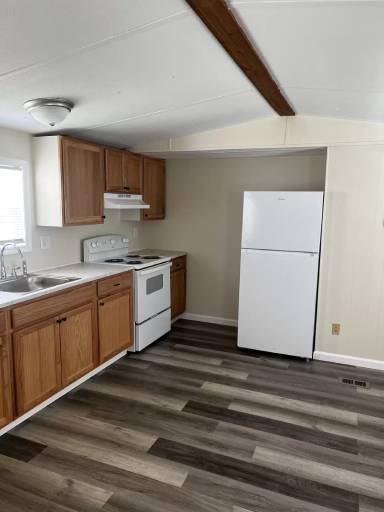 Main picture of 510 Djs Ln