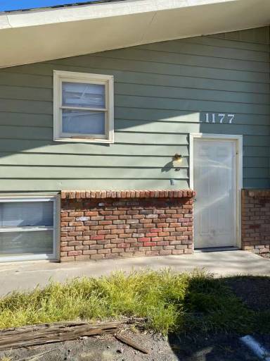Main picture of 1177 Harding Ave