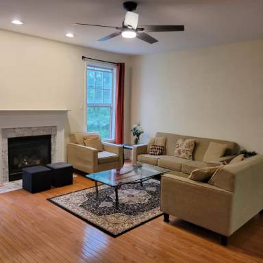 Main picture of 586 Brittany Cir