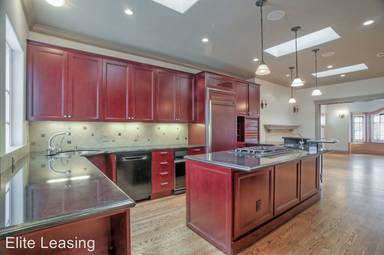 Main picture of 219 16th Ave