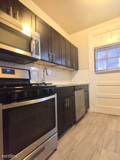 Main picture of 1441 W Lunt Ave