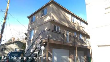 Main picture of 405 Holcomb Ave