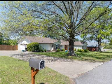 Main picture of 5708 Kenland Rd
