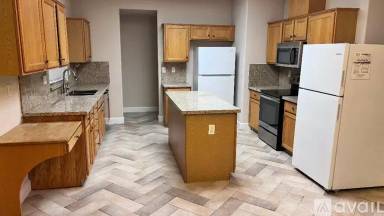 Main picture of 2012 E Lexington Ave