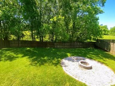 Main picture of 129 Baker Springs Ln