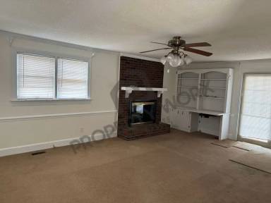 Main picture of 6904 W Mount Dr
