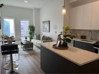 Main picture of 313 Pine St