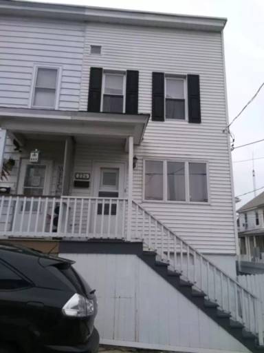 Main picture of 224 Green St