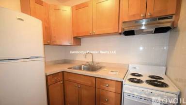 Main picture of 164 North Beacon St