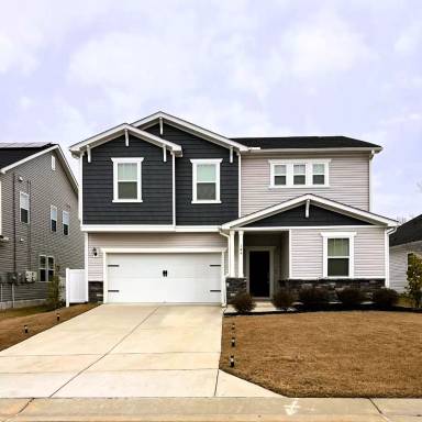Main picture of 146 Willow Grove Ln