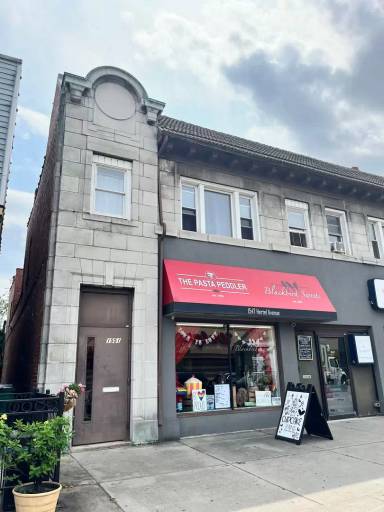 Main picture of 1551 Hertel Ave