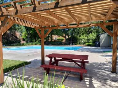 Main picture of 6805 Castillo Ct