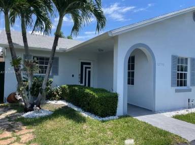 Main picture of 12793 SW 250th Ter