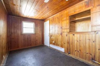 Main picture of 3930 Upton Ave