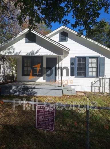 Main picture of 806 Winston Rd