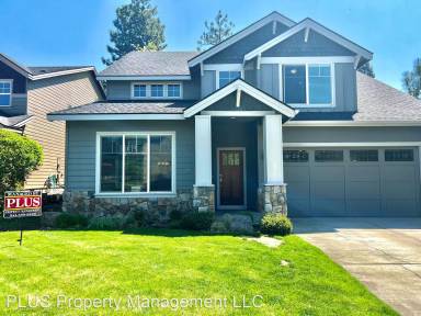 Main picture of 19527 Hollygrape St