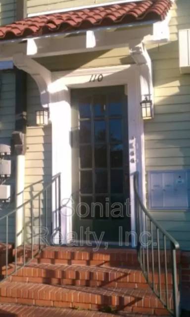 Main picture of 110 S Pierce St