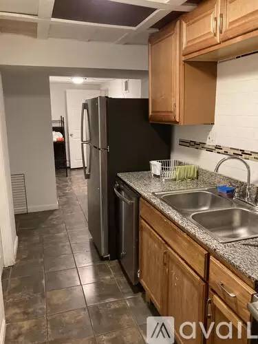 Main picture of 14 Hillside St