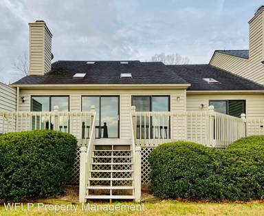 Main picture of 244 Shaker Ln