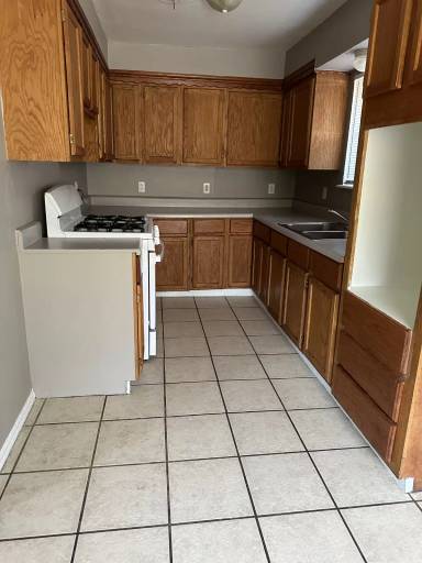 Main picture of 304 NW 81st St