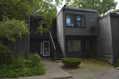 Main picture of 24 Camp St