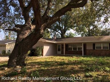Main picture of 4507 Hurd Ave